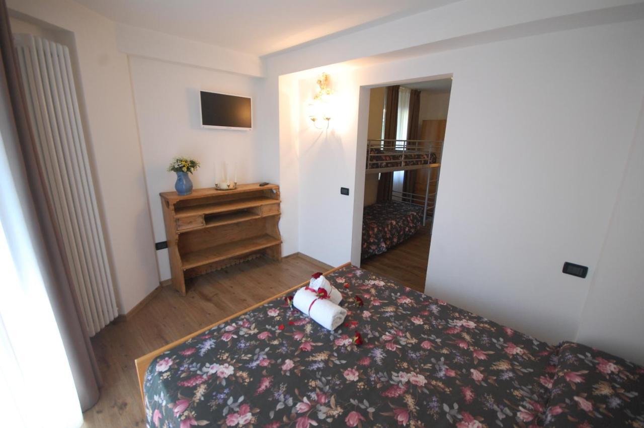 Chalet Fiocco Di Neve Pinzolo Værelse billede