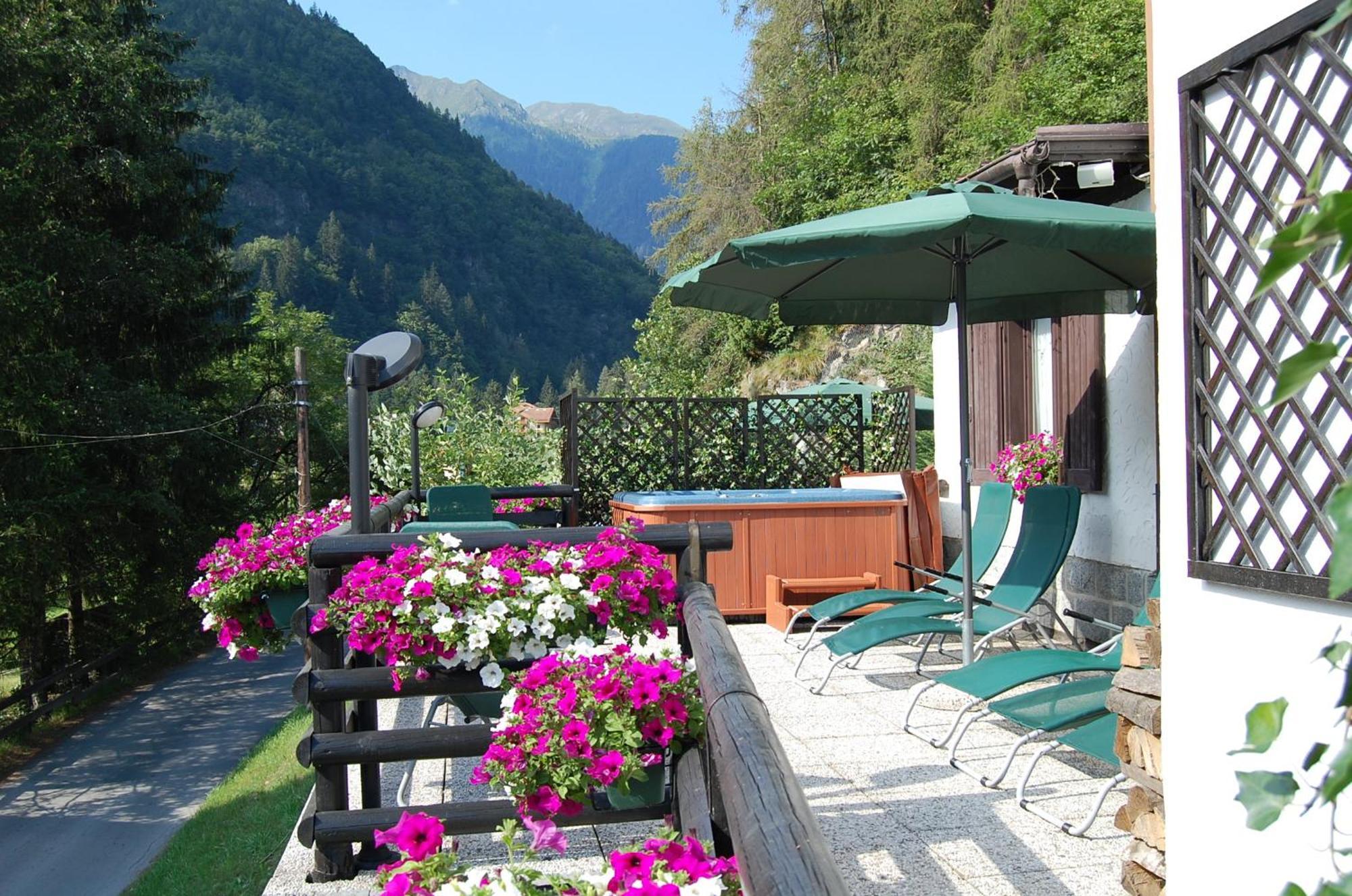 Chalet Fiocco Di Neve Pinzolo Eksteriør billede