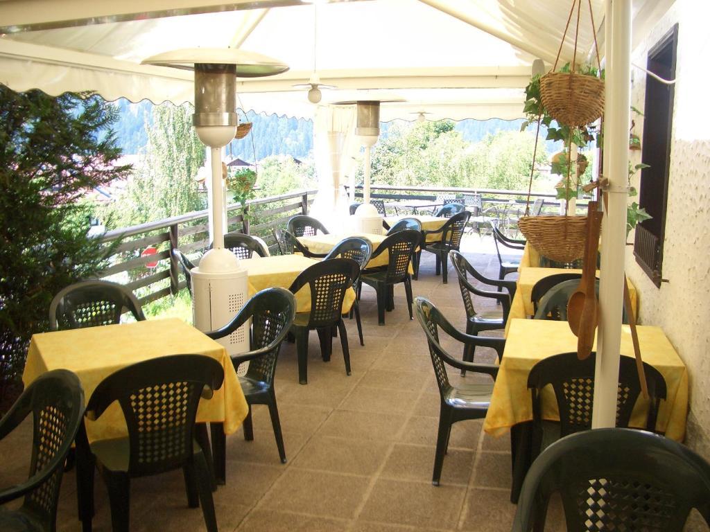 Chalet Fiocco Di Neve Pinzolo Eksteriør billede