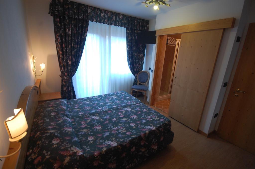 Chalet Fiocco Di Neve Pinzolo Eksteriør billede